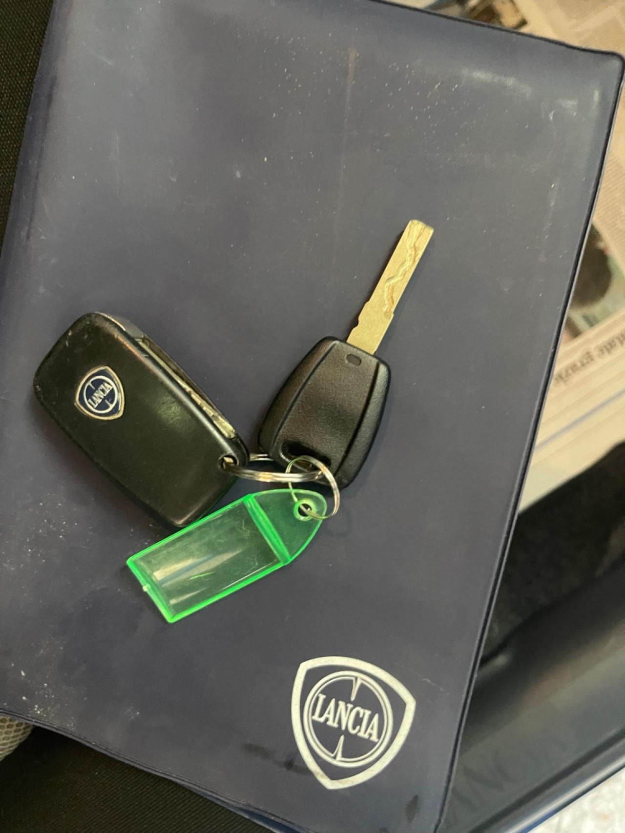 Lancia Ypsilon 1.3 Multijet 16V Platino