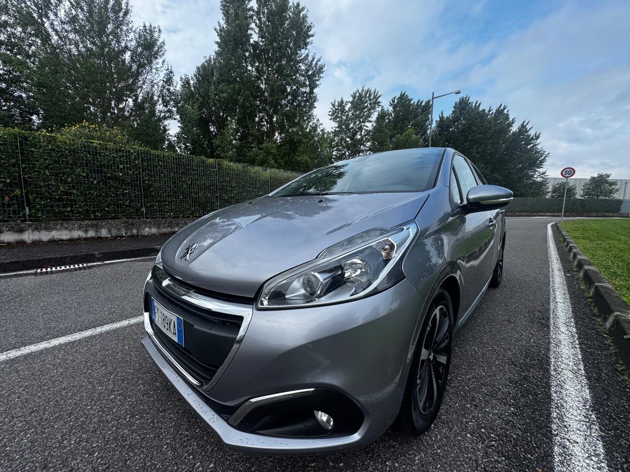 Peugeot 208 PureTech 82 5 porte Active