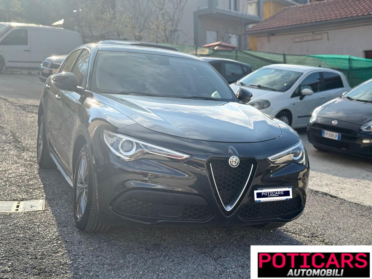 Alfa Romeo Stelvio 2.2 Turbodiesel 160 CV AT8 RWD Business