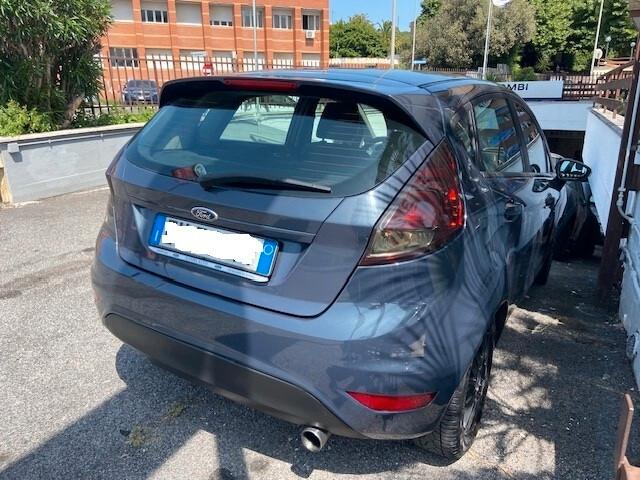 Ford Fiesta 1.5 TDCi 75CV 5 porte