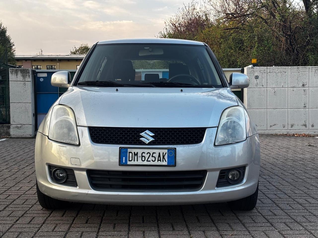 Suzuki Swift 1.3 4x4 5 porte GL – €3.600 | 218.000 km