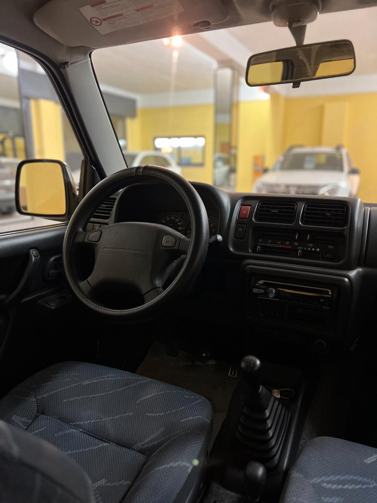Suzuki Jimny 1.3i 16V cat 4WD JLX