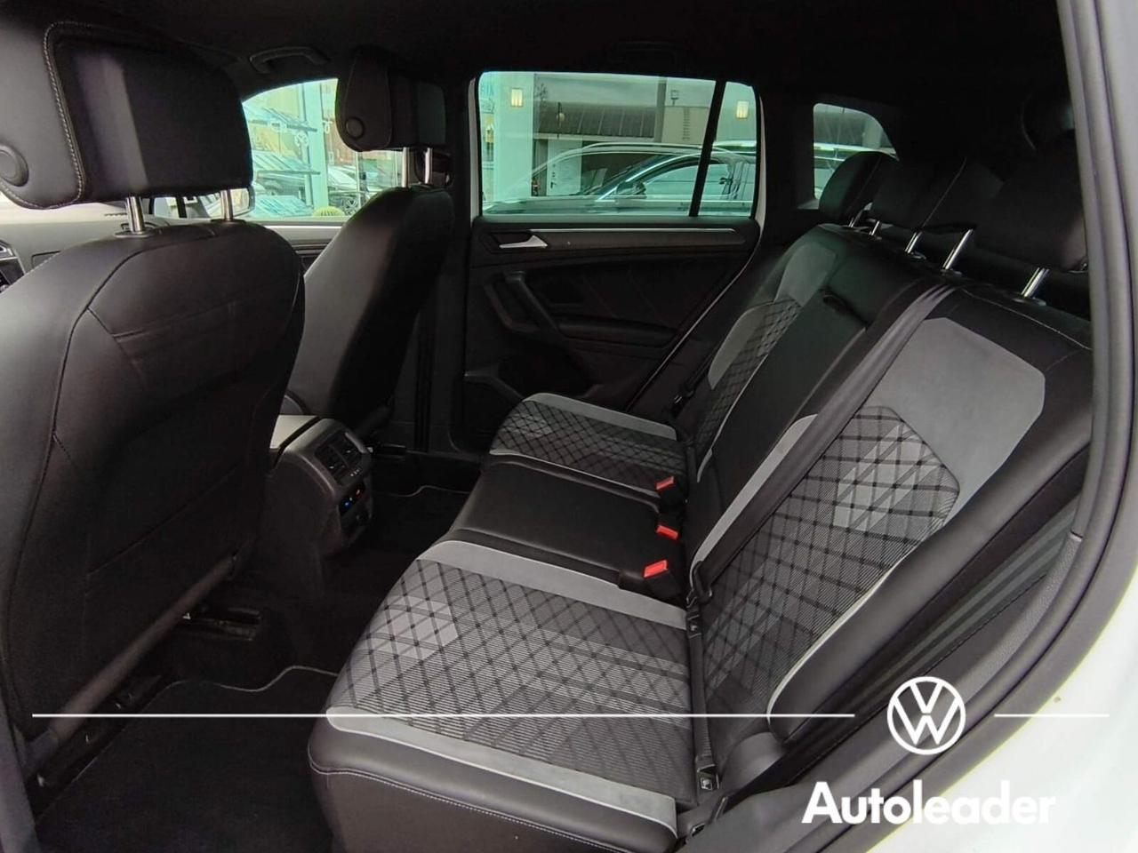 Volkswagen Tiguan 2.0 TDI 150 CV DSG R-Line SOLI 46km