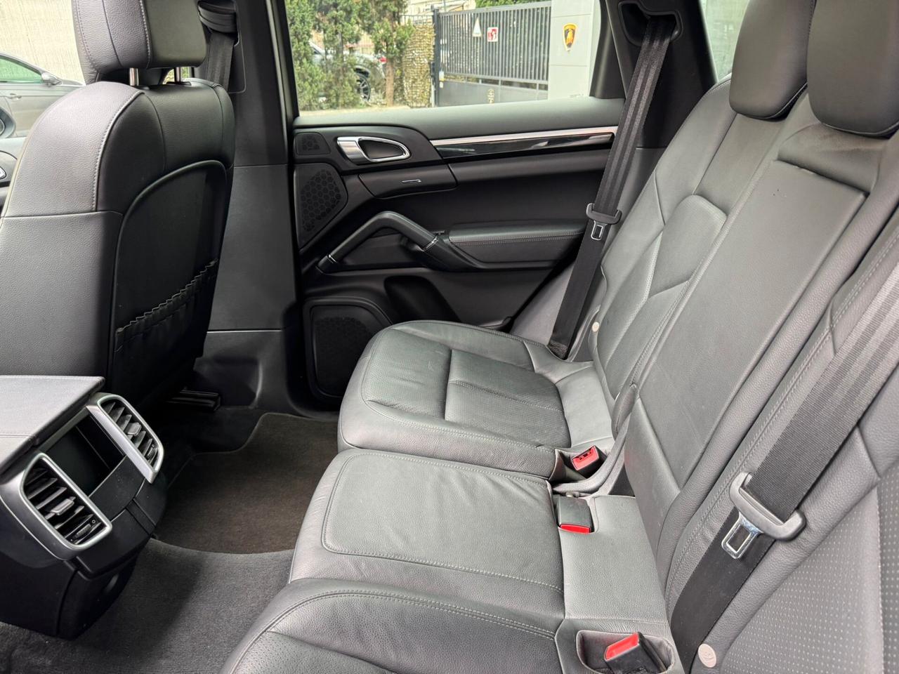 Porsche Cayenne 3.0 Diesel 250CV Platinum Edition