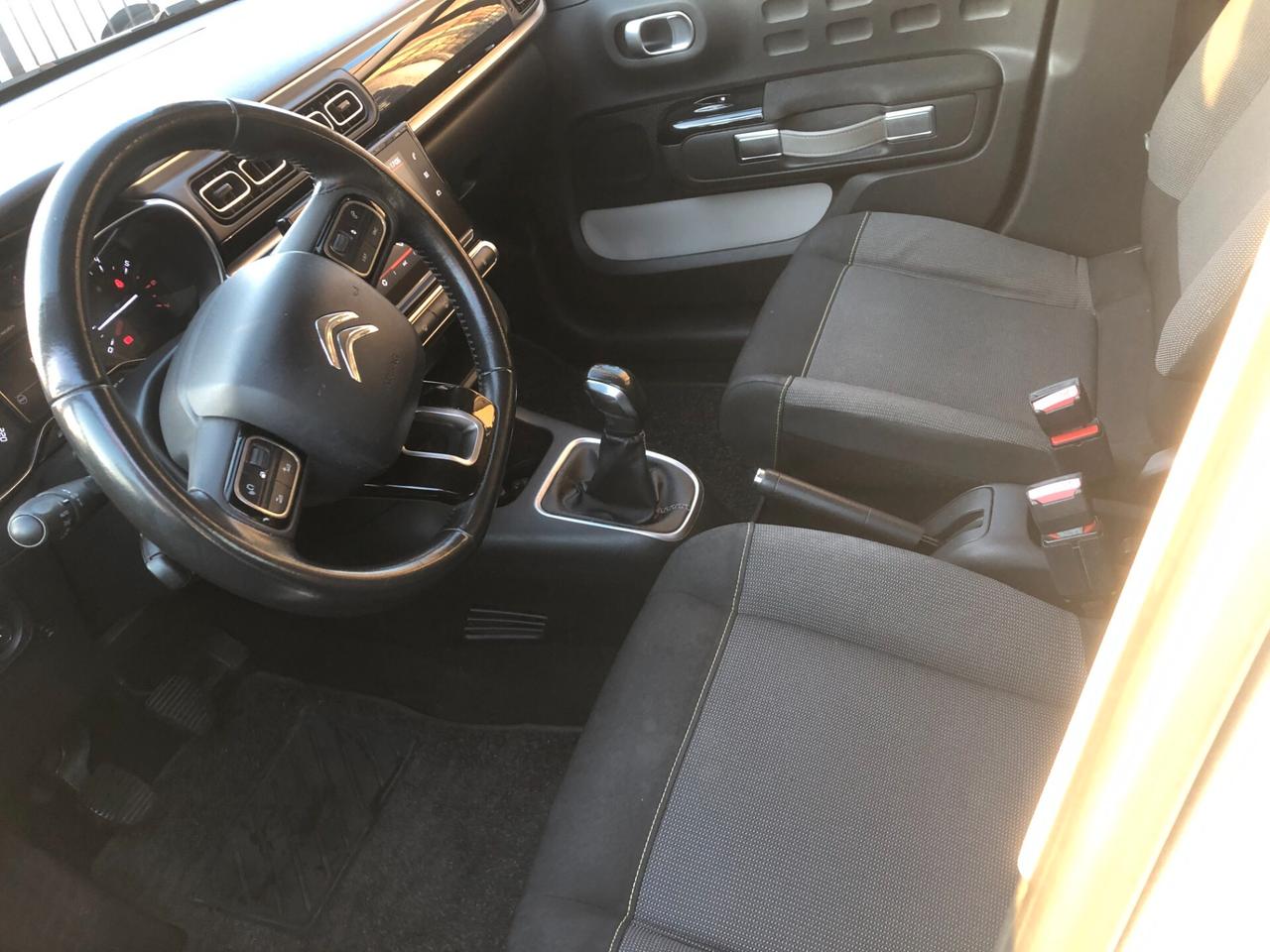 Citroen C3 PureTech 82 GPL Shine