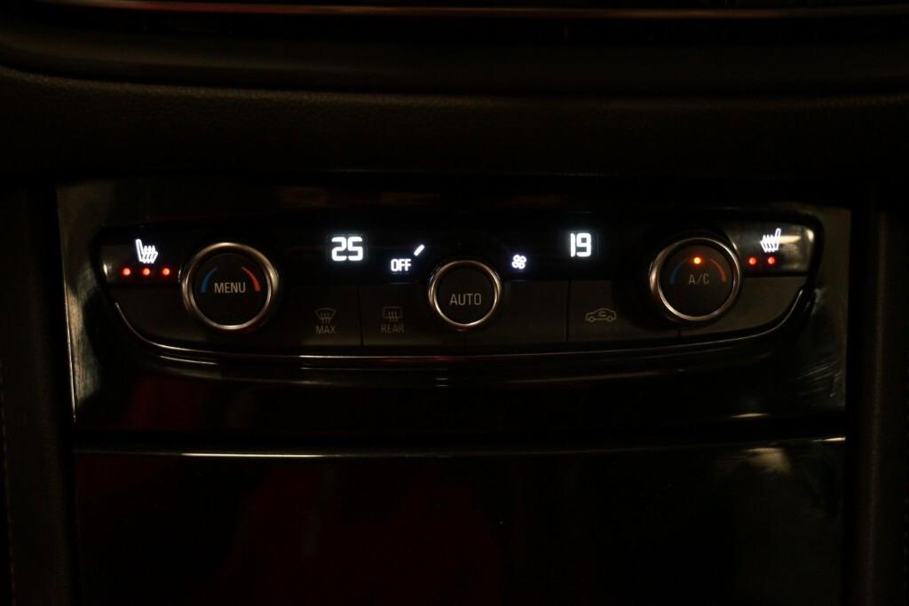 Opel Grandland 1.5 DIESEL ECOTEC 131CV AUT. GS ( FARI LED - TELECAMERA POST. PDC NAVI )