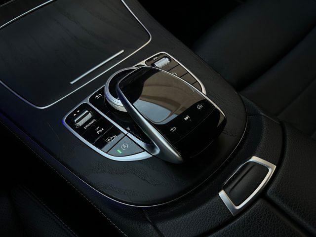 MERCEDES-BENZ E 220 d 4Matic Premium AMG Line