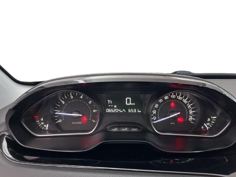 Peugeot 208 I 2015 1.2 puretech Active s&s 82cv 5p neopatentati