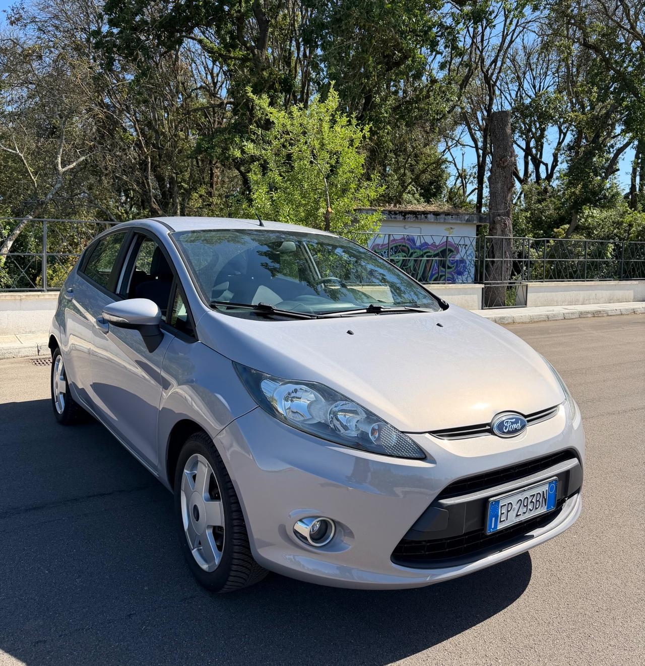 Ford Fiesta Ikon 1.4 16V 5p.Bz.- GPL Business