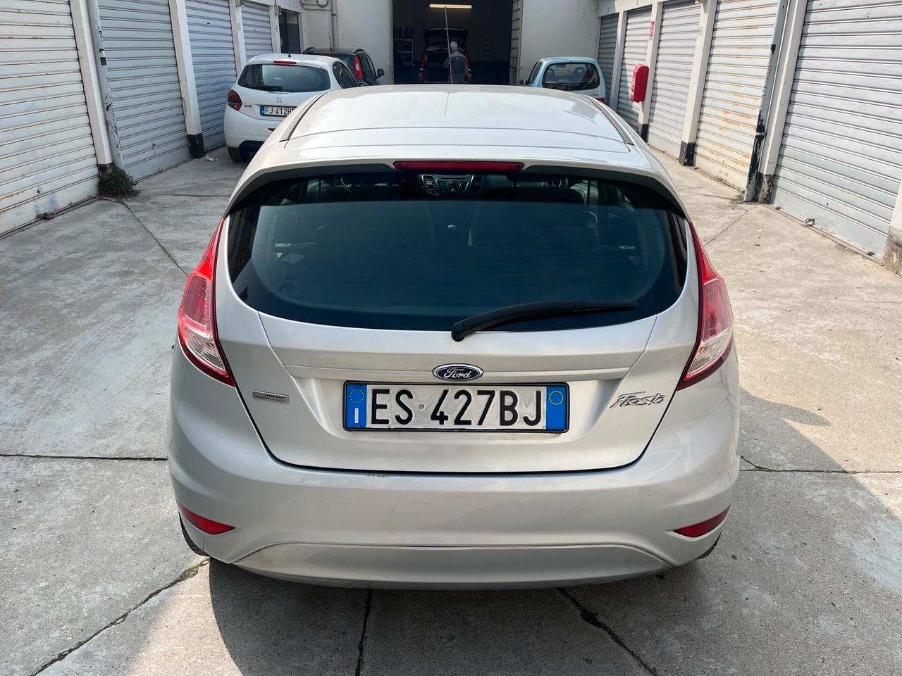 Ford Fiesta 1.5 TDCi 75CV 5 porte Titanium