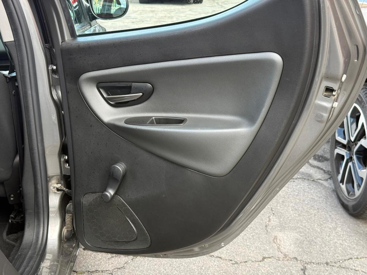 Lancia Ypsilon 1.3 MJT 16V 95 CV 5 porte S&S Platinum