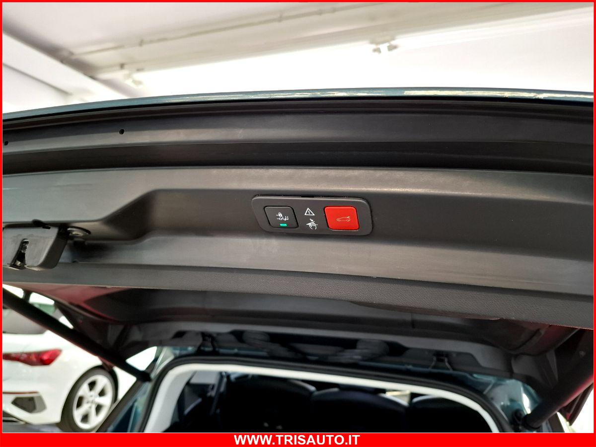 PEUGEOT 5008 1.5 Bluehdi Allure 7 posti NEOPATENTATI (TETTO PANORAMICO)