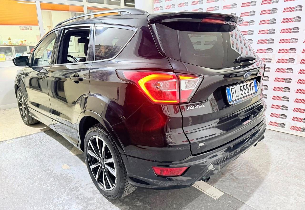 Ford Kuga 2.0 TDCI 150 CV S&S 2WD ST-Line
