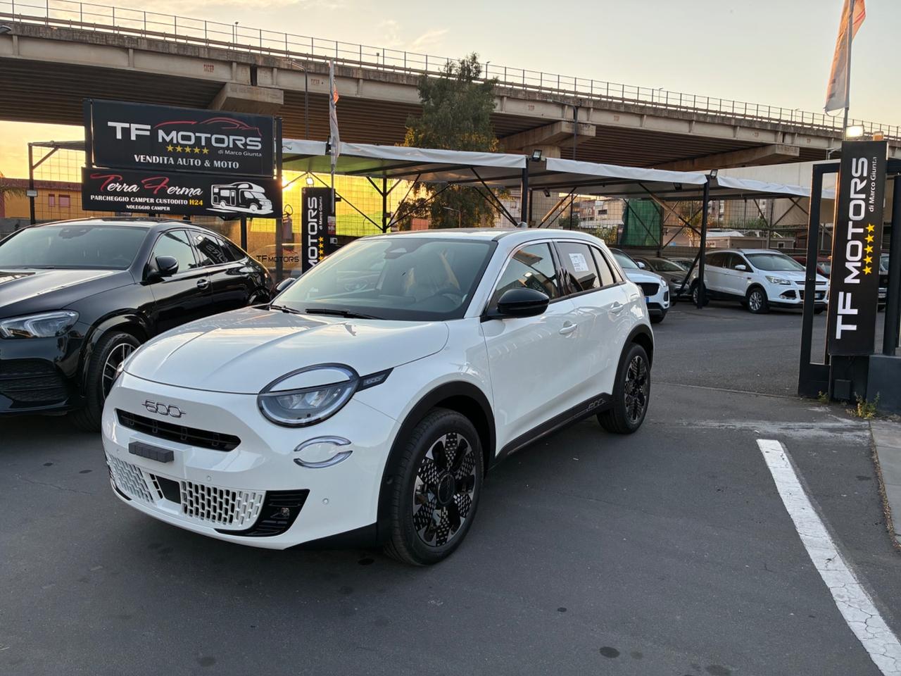 Fiat 600 Hybrid 110 CV DCT MHEV La Prima KM0