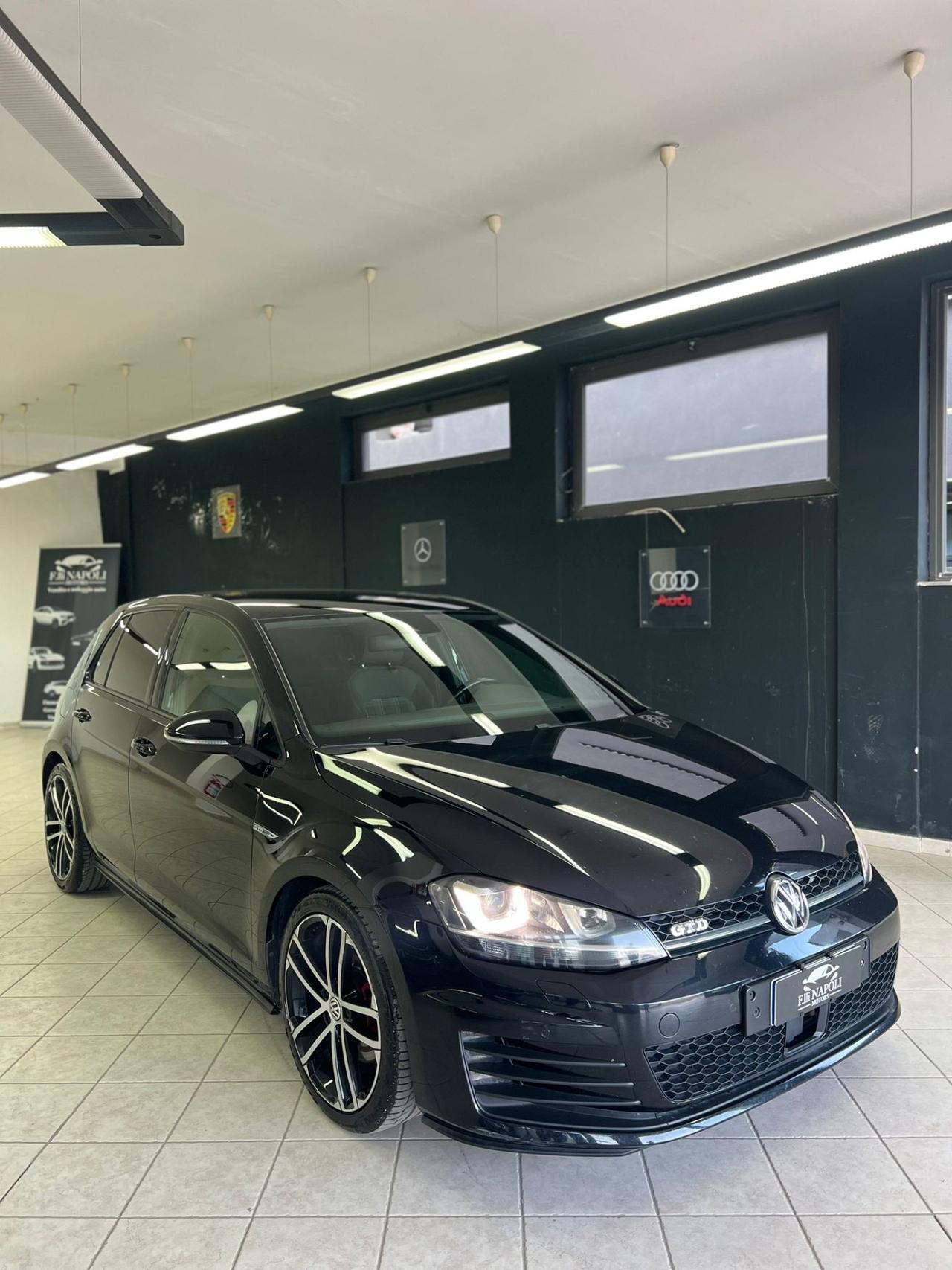 Volkswagen Golf GTD 2.0 TDI DSG 5p. BlueMotion Technology