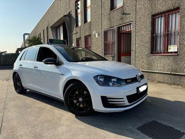 VOLKSWAGEN Golf GTD 2.0 TDI DSG 5p. BlueMotion Technology