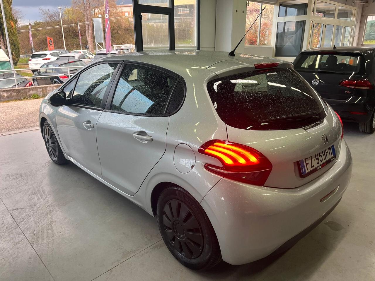 Peugeot 208 PureTech 68 5 porte Active GPL