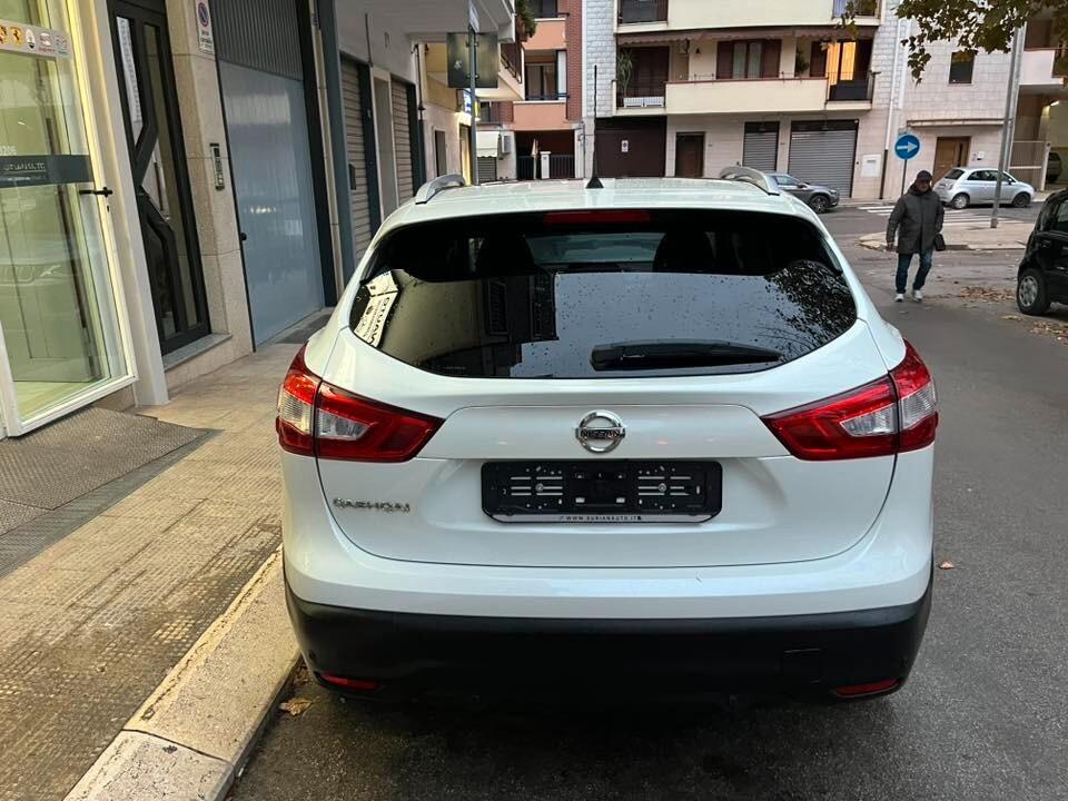 Nissan Qashqai 1.5 dCi Tenka