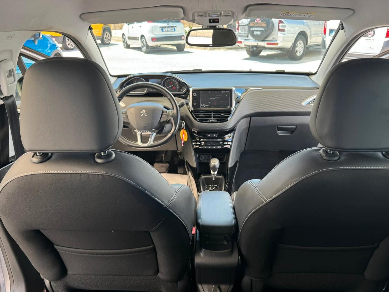 PEUGEOT 2008 EAT6 1.6DIESEL 120CV FULL OPTIONAL PARI AL NUOVO