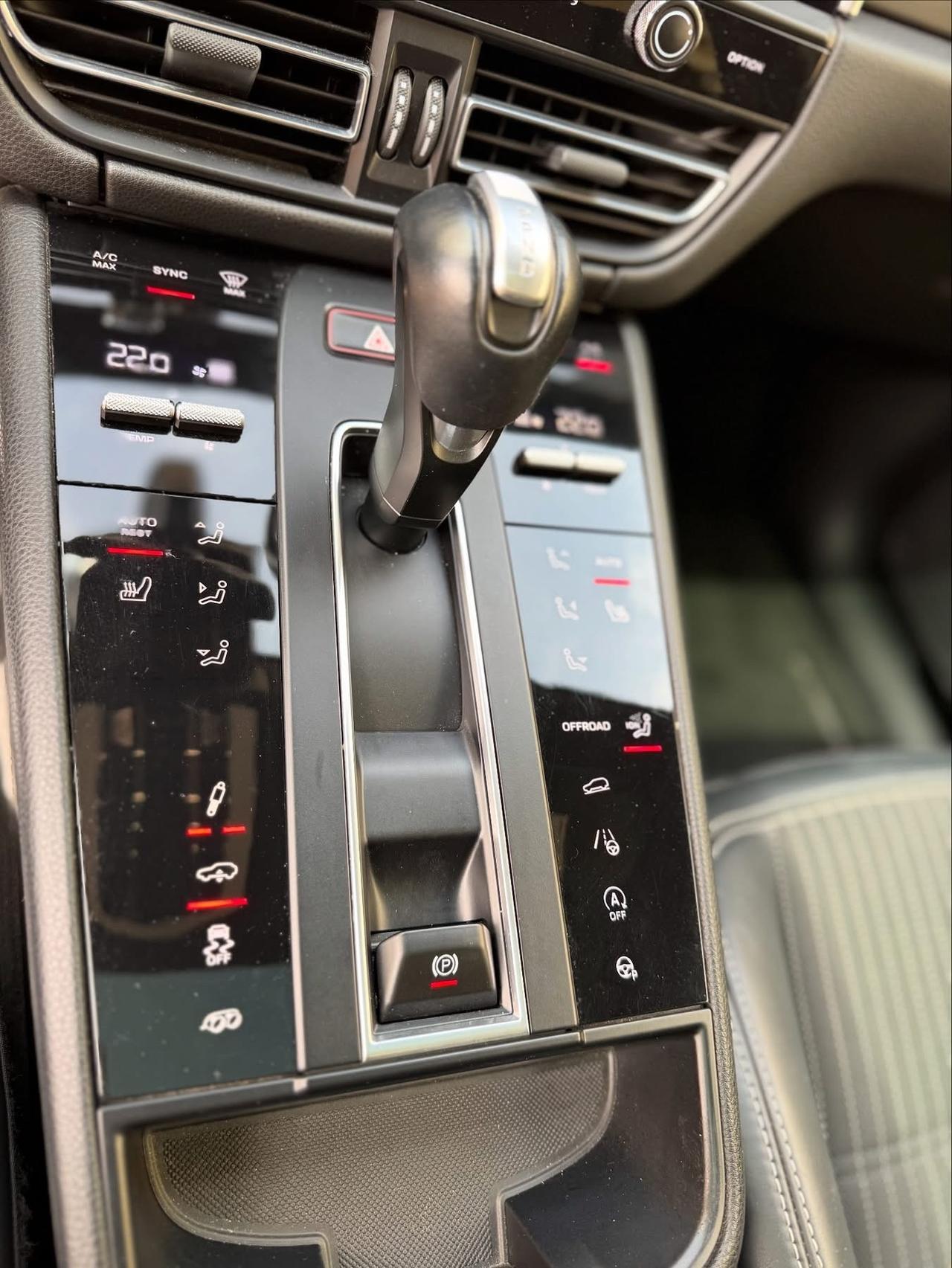 Porsche Macan 2.0 T