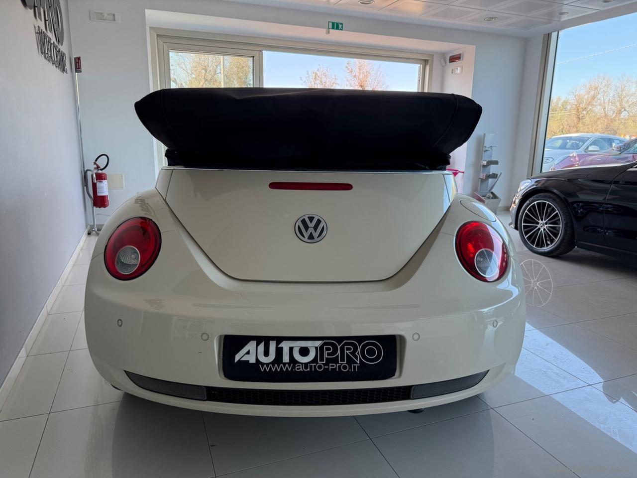 VOLKSWAGEN New Beetle 1.9 TDI 105CV Cabrio