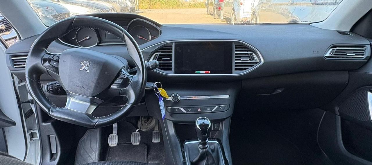 Peugeot 308 BlueHDi 130 S&S EAT8 GT