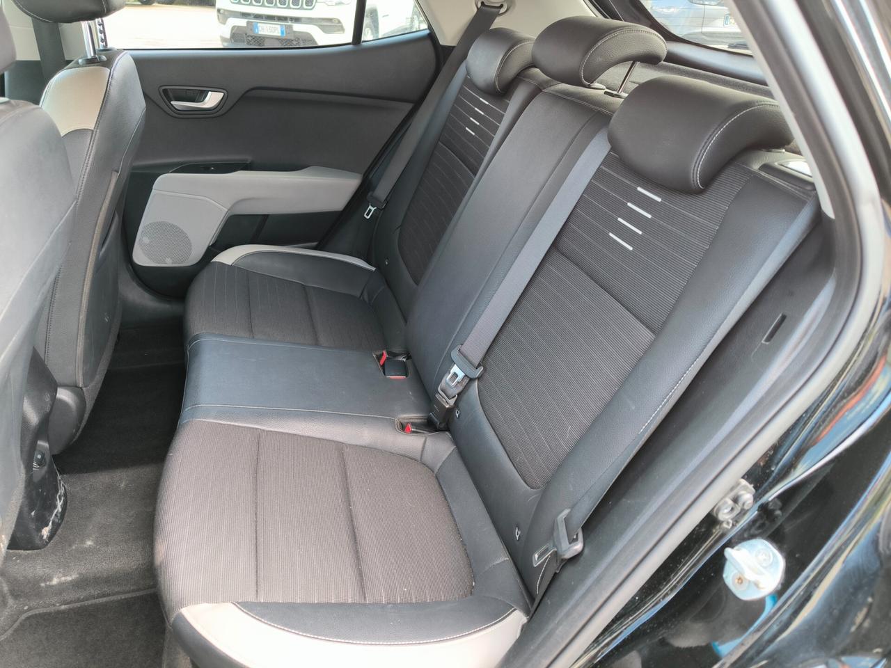 Kia Stonic 1.4 MPI EcoGPL Energy