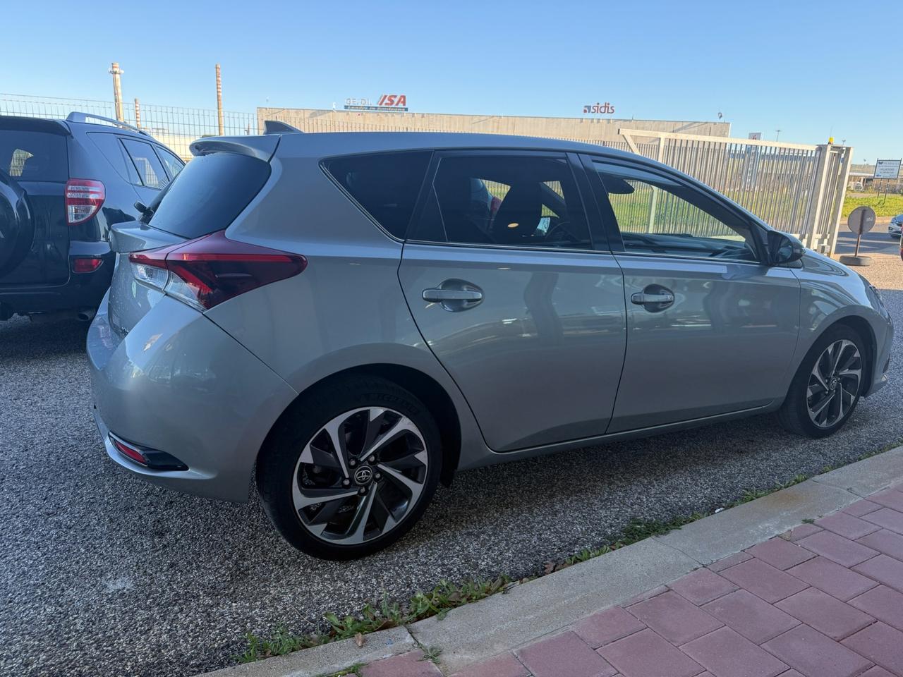 Toyota Auris 1.4 D-4D 90cv LOUNGE my16"