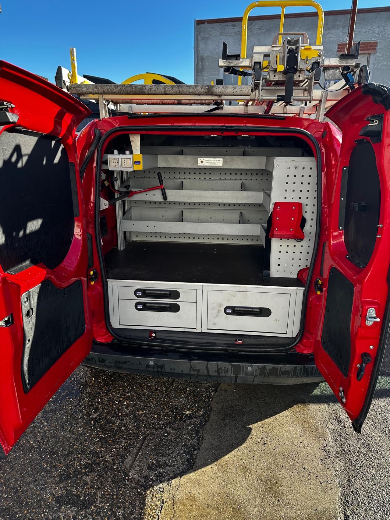 Fiat Fiorino 1.3 MJT 95CV Cargo Adventure