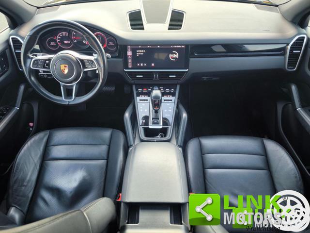 PORSCHE Cayenne 3.0 V6