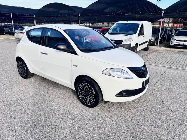 LANCIA Ypsilon 1.0 FireFly 5 porte S&S Hybrid Or
