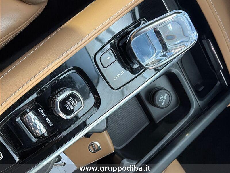 Volvo XC90 II 2015 Diesel 2.0 b5 Momentum awd geartronic my20