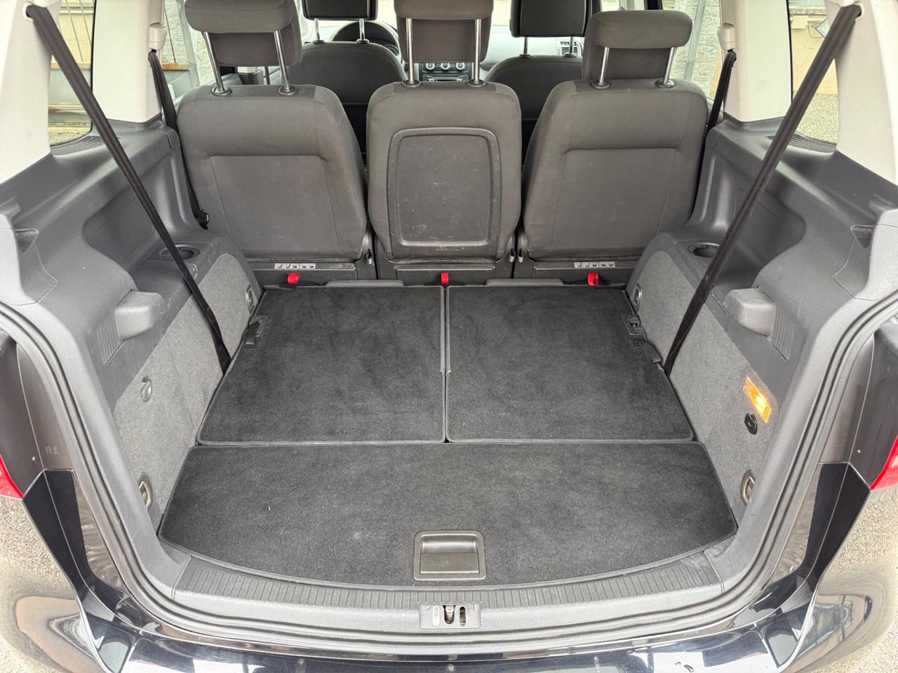 Volkswagen Touran 1.6 TDI Comfortline #7POSTI