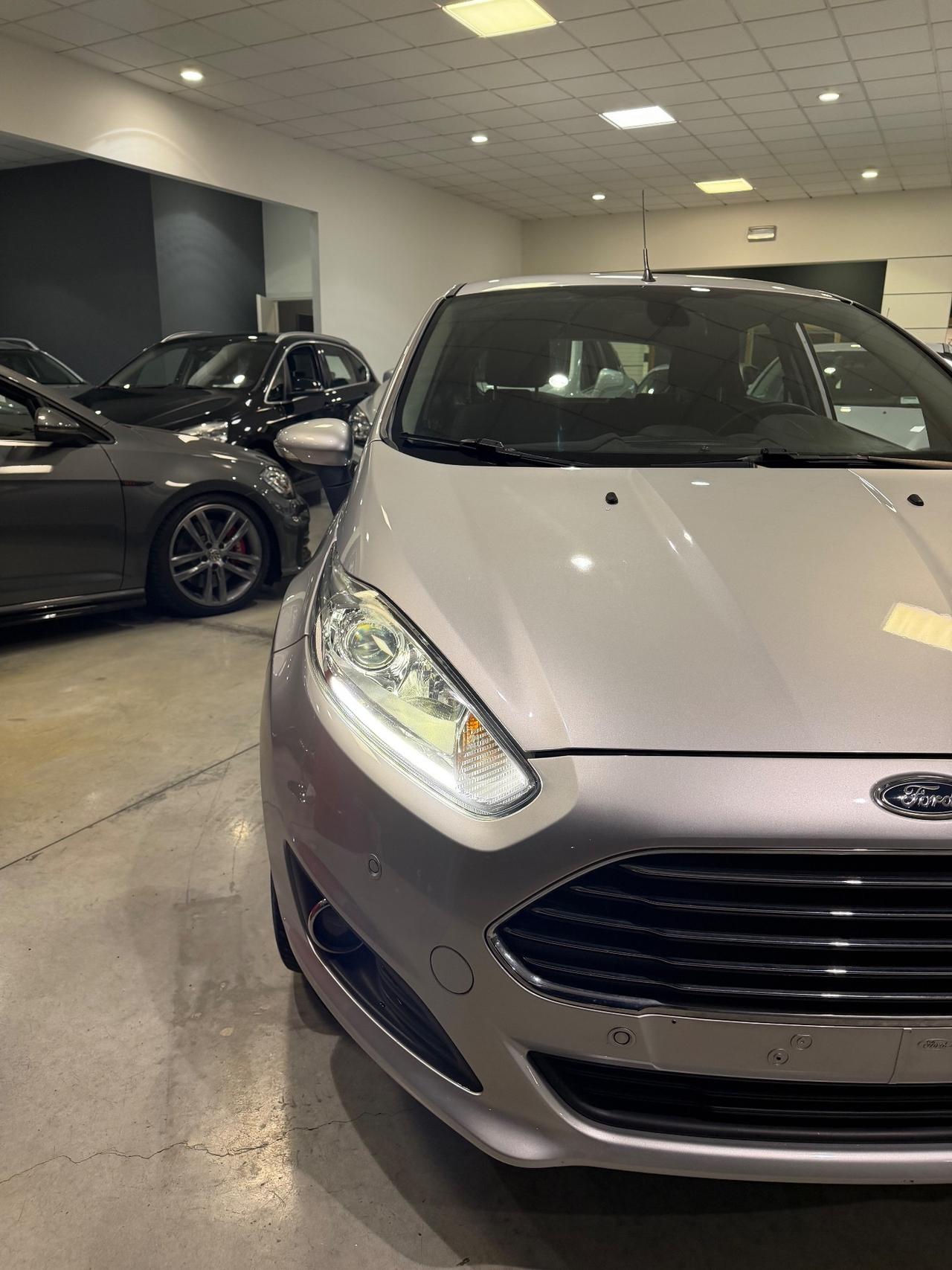 Ford Fiesta 1.0 100CV 5 porte Titanium Neopatentati