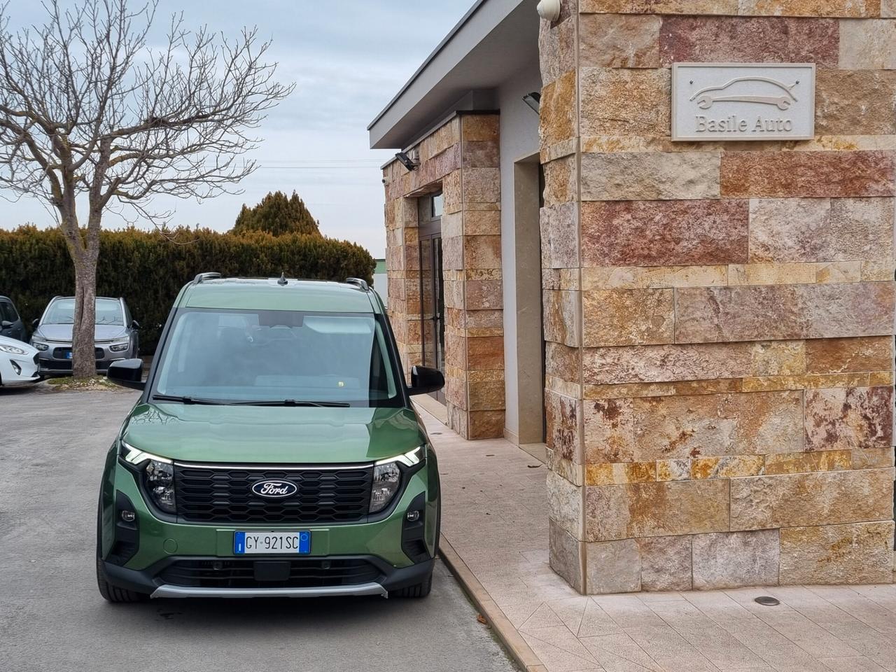 Ford Tourneo Courier 1.0 Autocarro prezzo + IVA