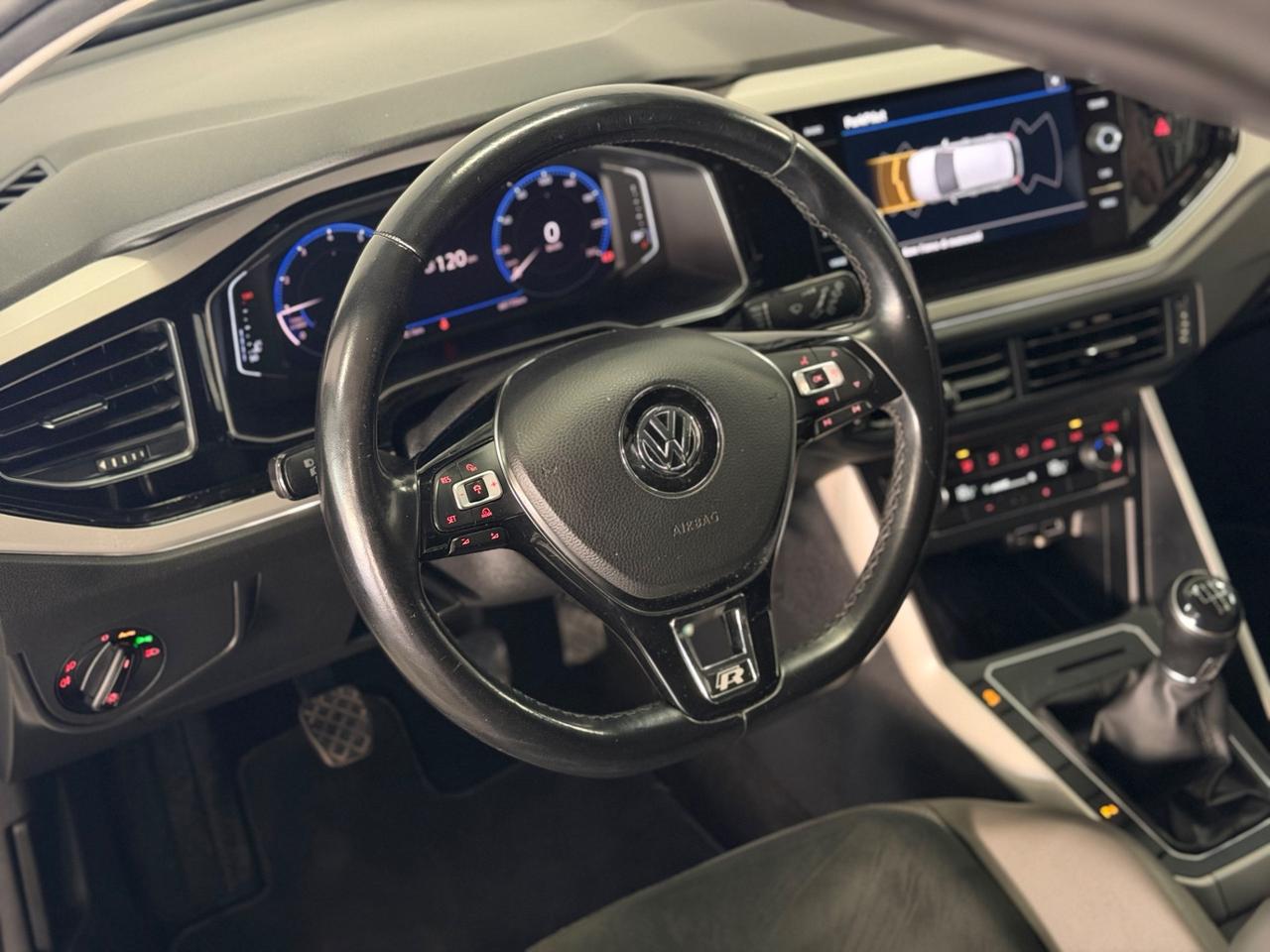 Volkswagen Polo 1.0 TSI 5p.R-line