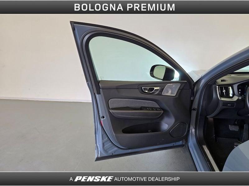 Volvo XC60 XC60 B5 (d) AWD automatico Ultimate Dark