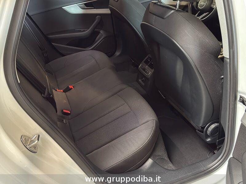 Audi A4 V 2019 Avant Diesel Avant 40 2.0 tdi Business 190cv s-tronic