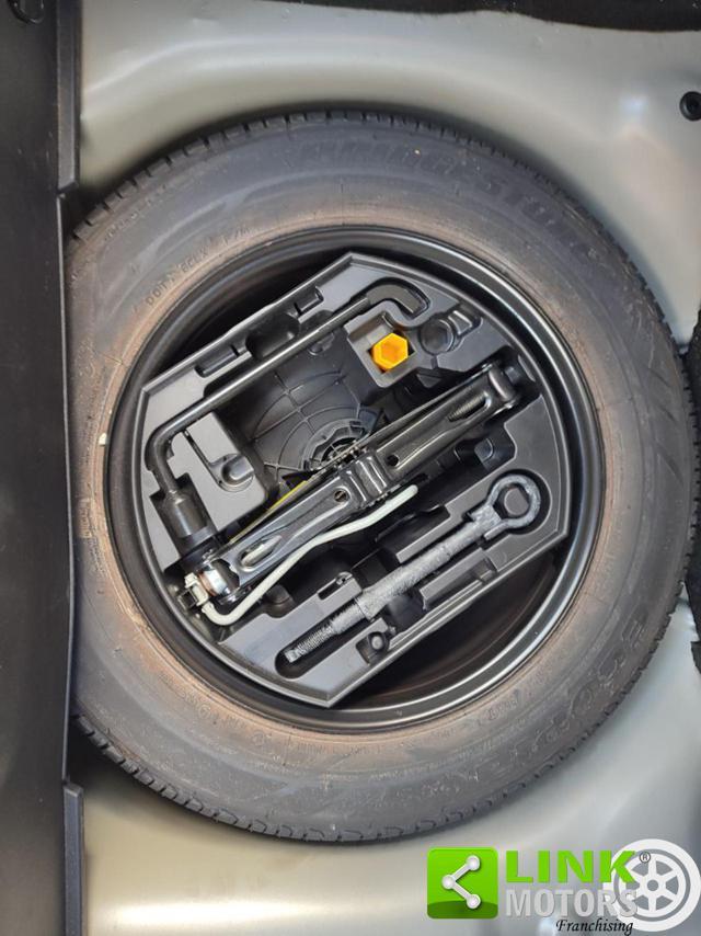 PEUGEOT 208 1° serie PureTech 82 Stop&Start 5 porte Signature