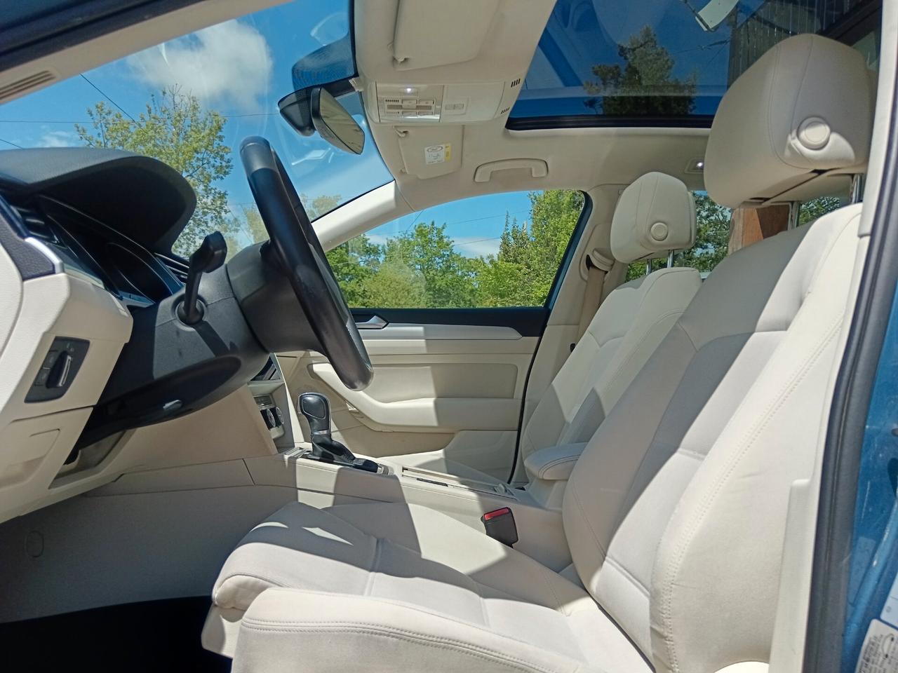 Volkswagen Passat 1.6 TDI 120CV TETTO APRIBILE