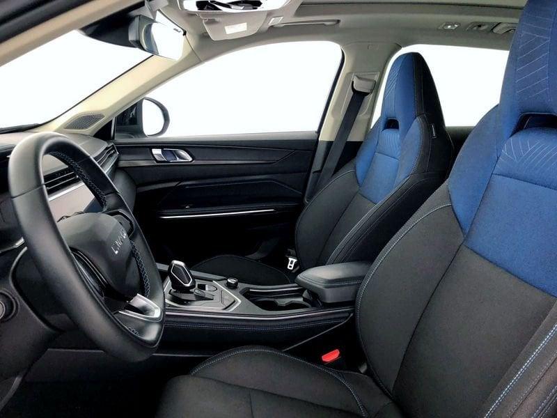 Lynk & Co 01 PHEV