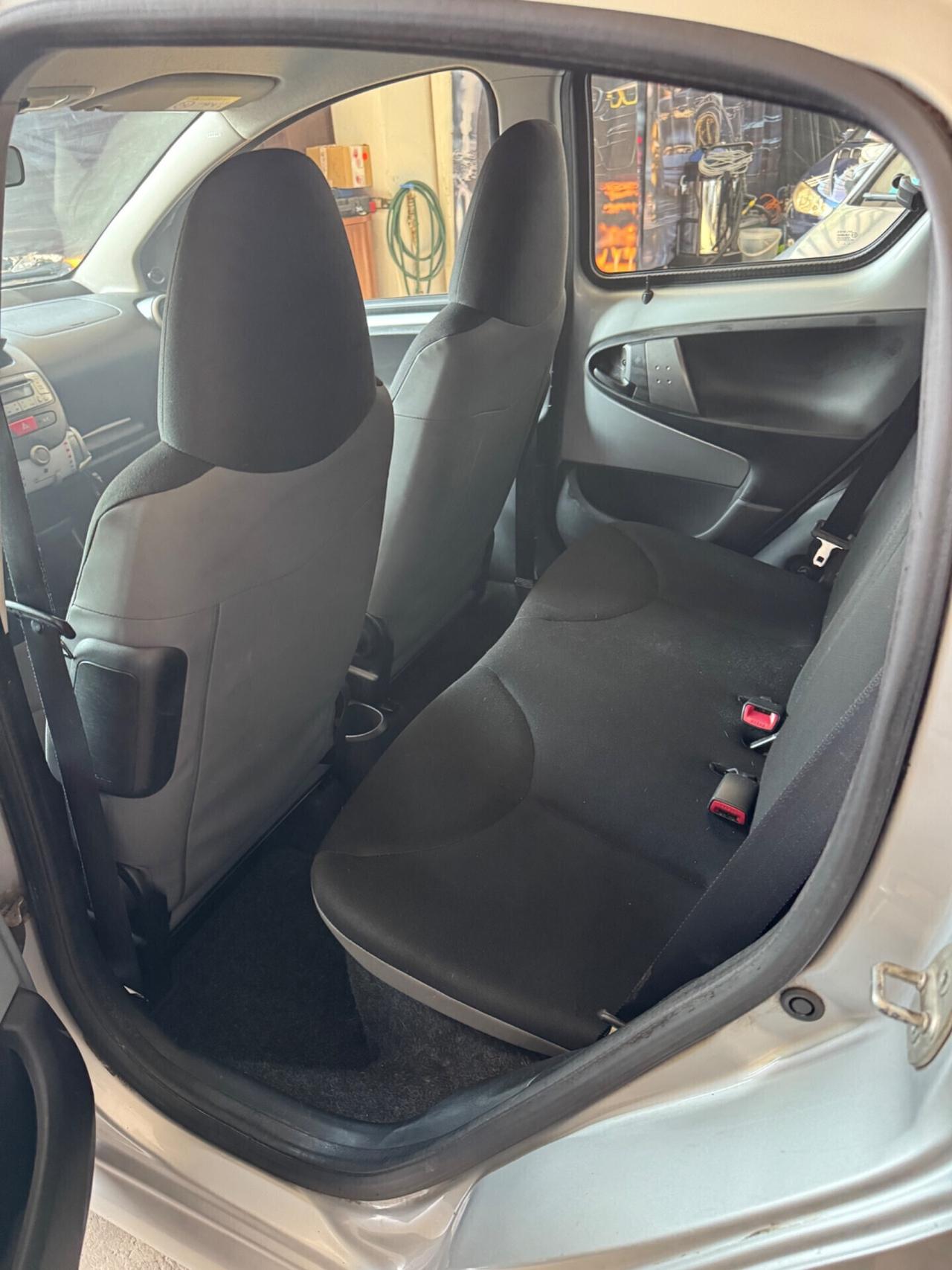 Toyota Aygo 1.0 12V VVT-i 5 porte Cool Soda Connect