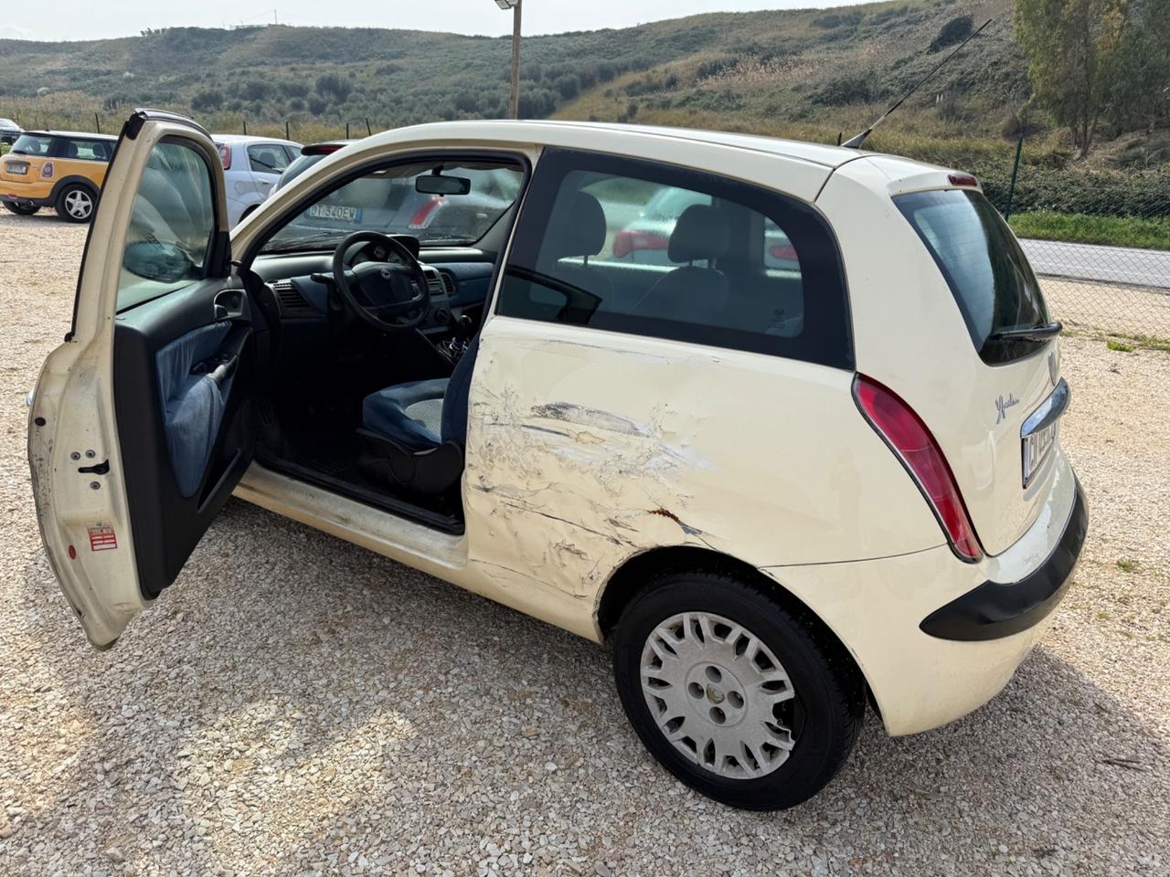 Lancia Ypsilon 1.3 Multijet MARCIANTE 999€