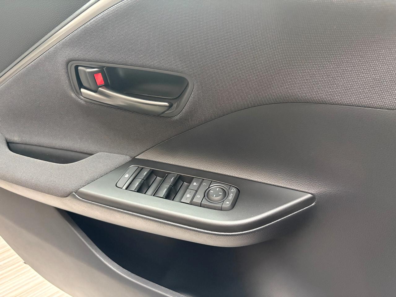 Toyota C-HR 1.8 HEV Full Hybrid Trend E-CVT ITALIANA