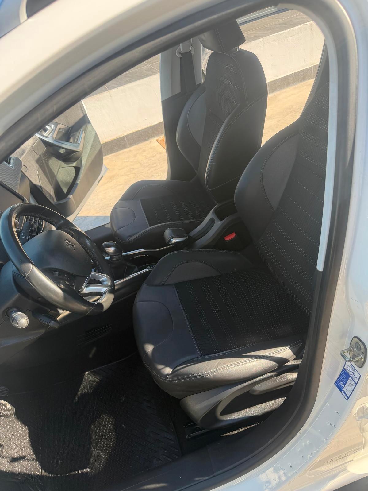 Peugeot 2008 1.6 e-HDi 92 CV Stop&Start Allure