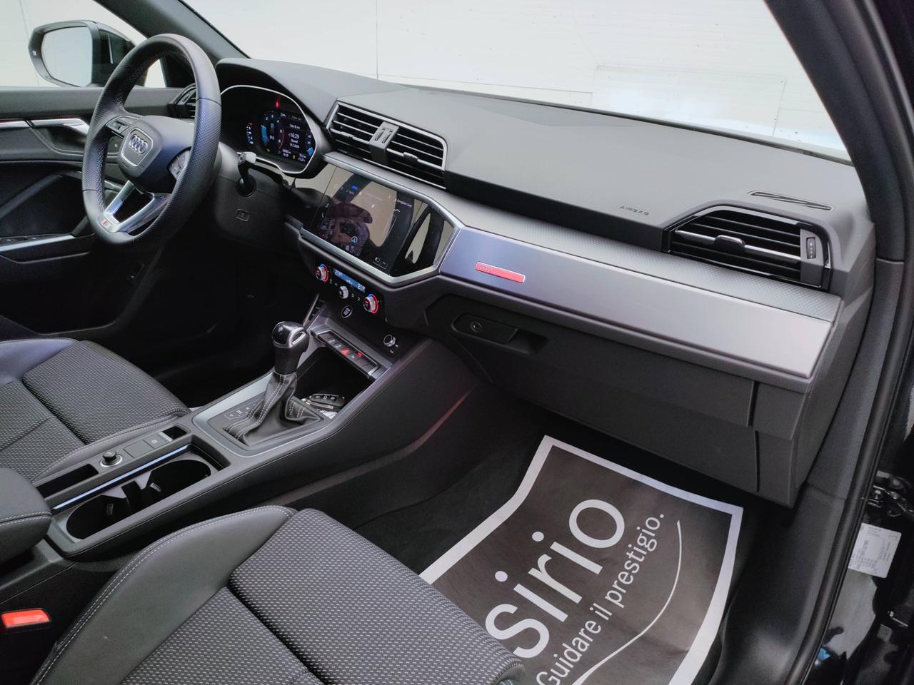 AUDI Q3 II 2018 - Q3 35 2.0 tdi Identity Black s-tronic