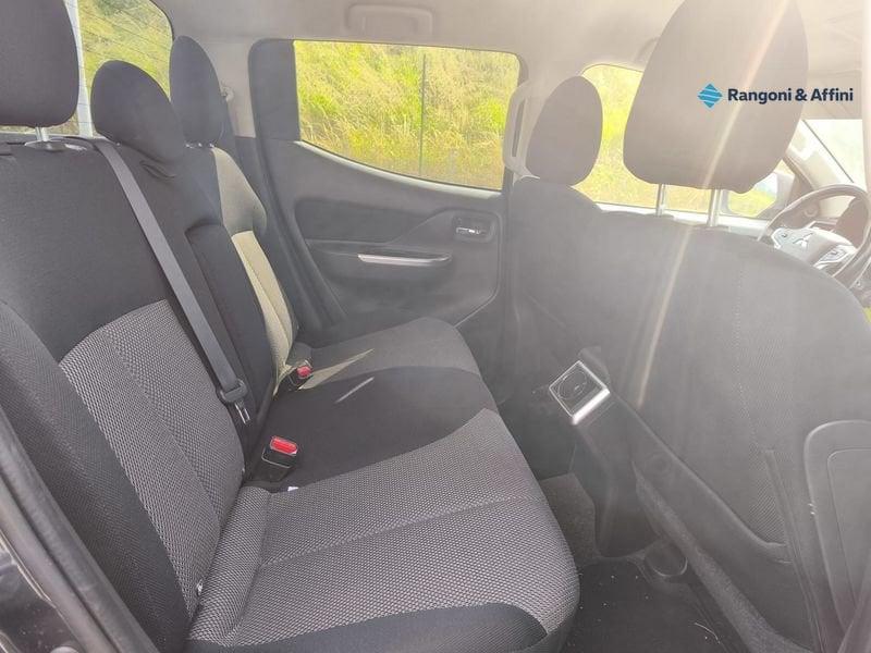 Mitsubishi L200 2.3 D Club Cab 4x4 Easy Select Inform