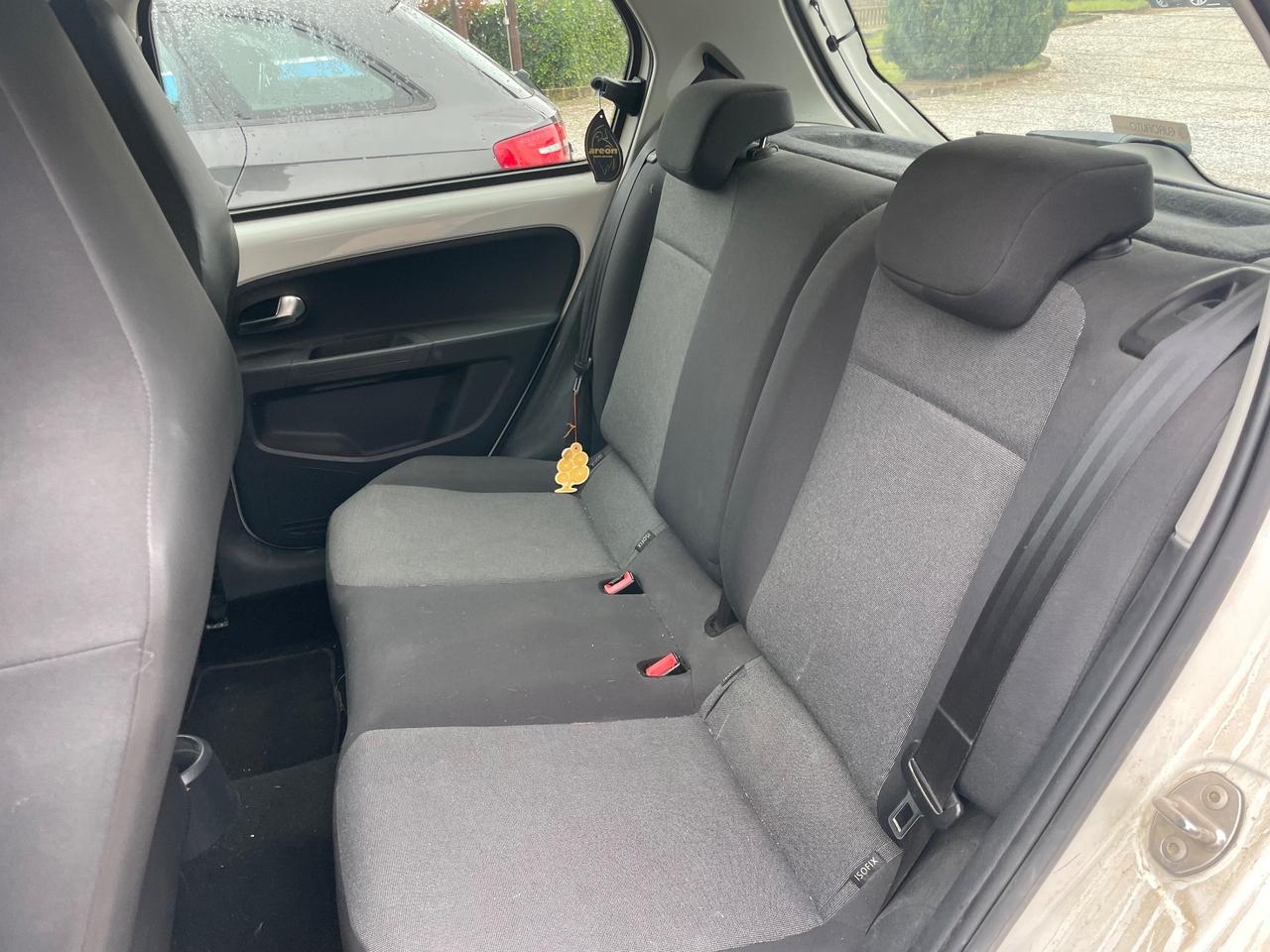 Volkswagen up! 1.0 Benzina / Metano - Neopatentati