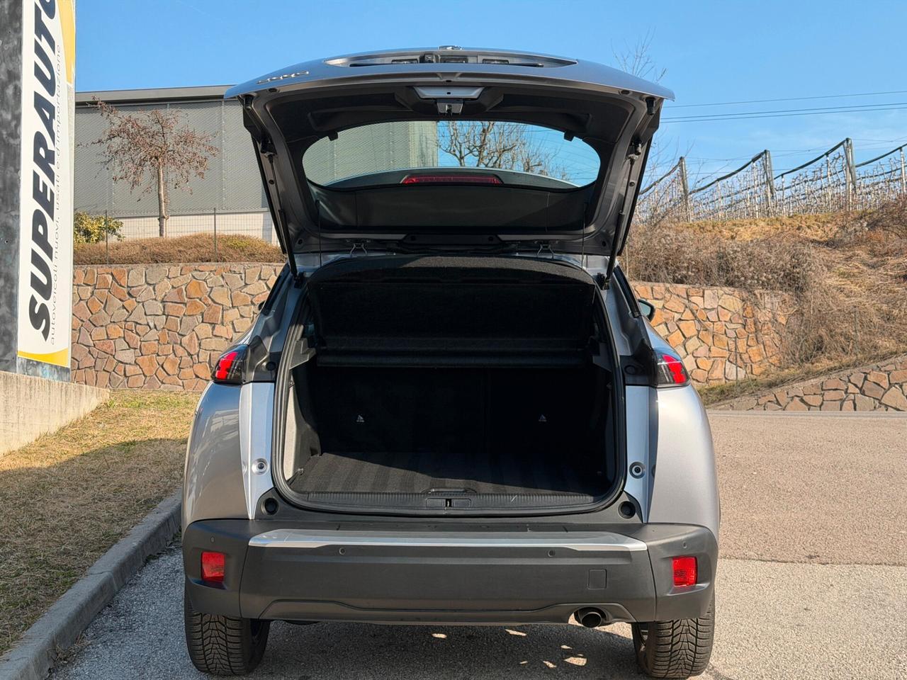 Peugeot 2008 PureTech 100 S&S Active