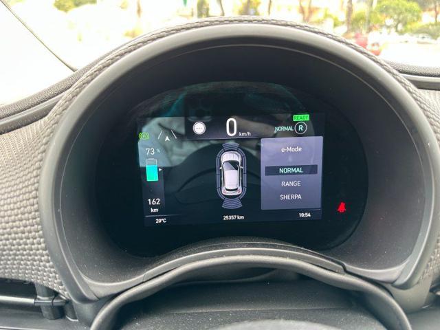 FIAT 500e 3+1 42 kWh La Prima OroRosa